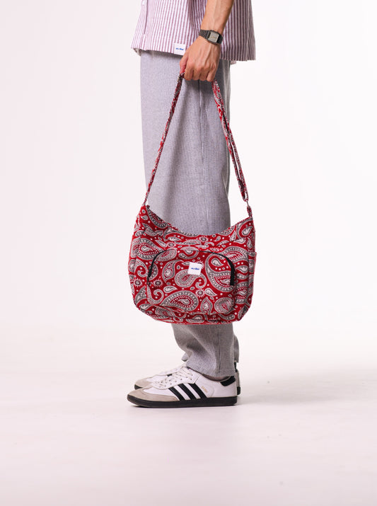 Красная сумка OZBE